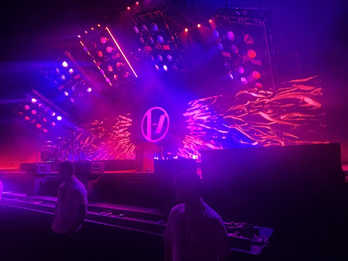 corpse__cat's tweet image. #breach #breachtinley