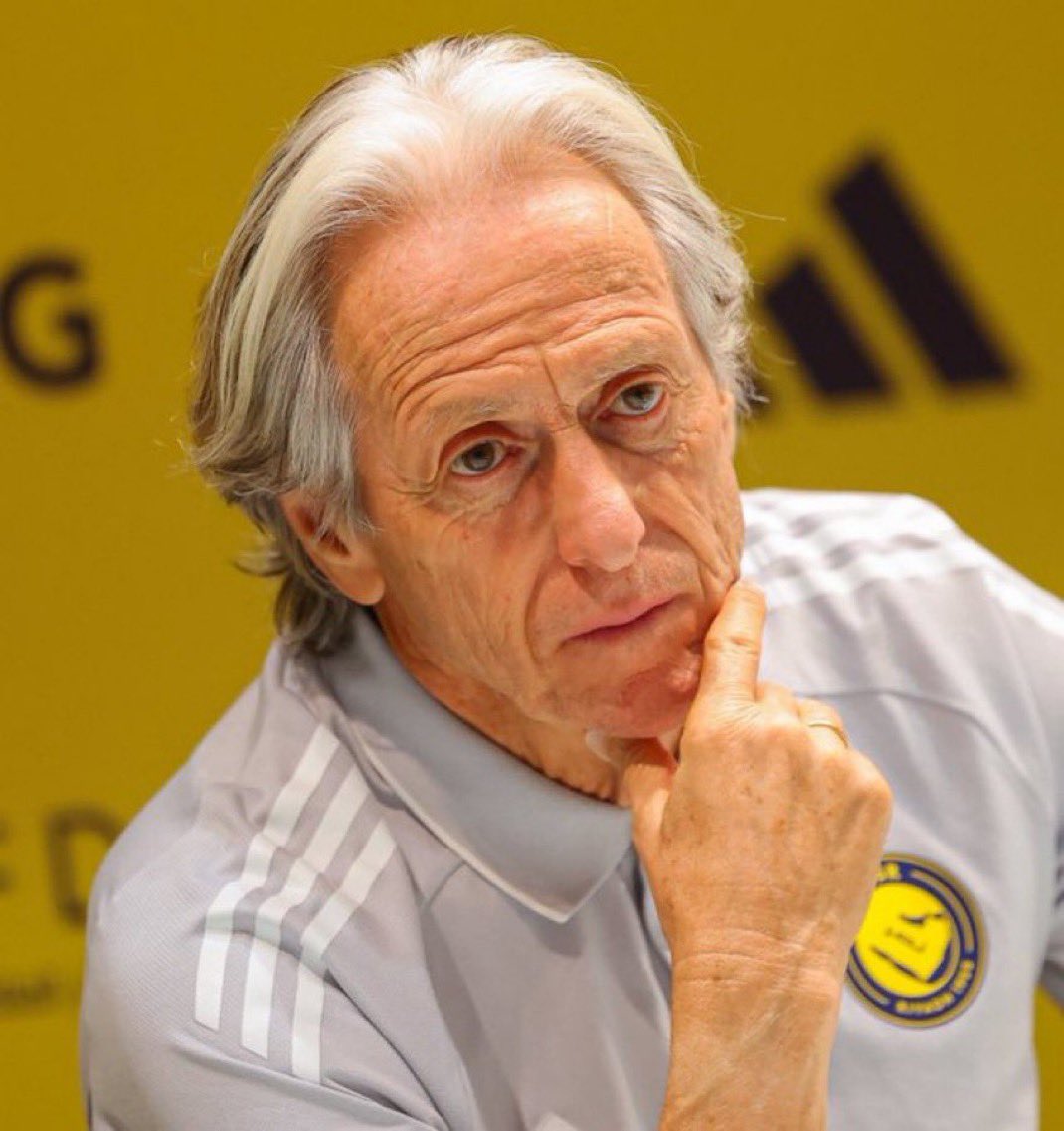 #متصدر_لاتكلمني

أنا أسفه  كنت غلطانه  يوم كرهتك

I love you old man