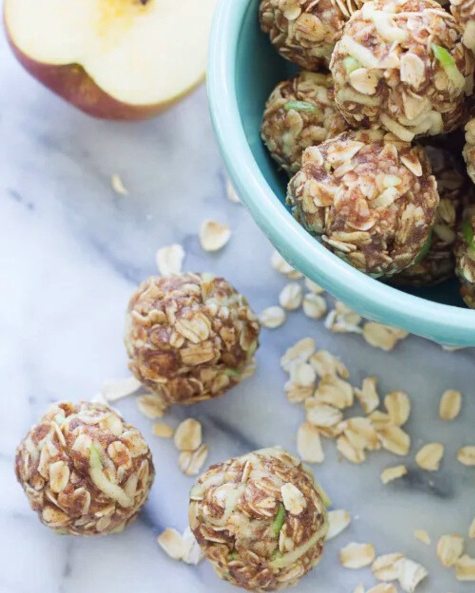 Michigan_Apples's tweet image. An apple a day? We say start today! 🍎 This #BetterBreakfastDay, bite into fresh, crisp Michigan Apples, anyway you like! Packed with flavor, fiber, and endlessly versatile, pack your favorite apples into breakfast bites, salads, or just topped with your favorite spread!