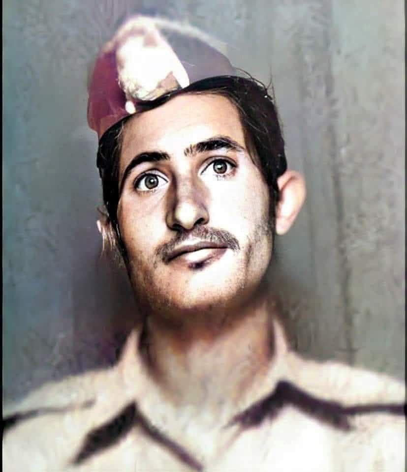 ستظل مرسوماً في كل بيت منقوشاً في كل قلب مرفرفاً في كل ذروة يمانيّةٍ وسهل.
#26سبتمبر_كابوس_الحوثي