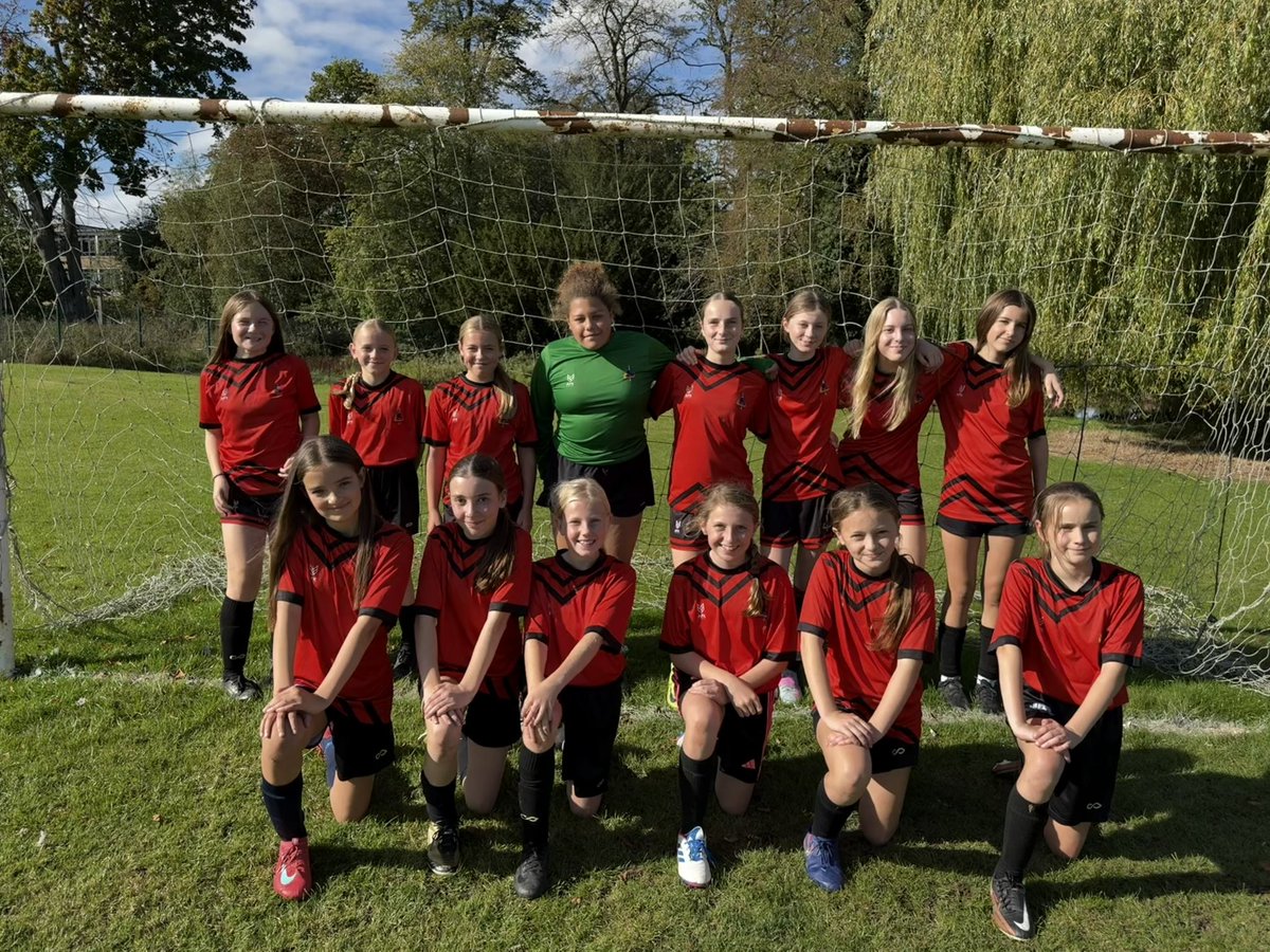 A late post but huge well done to our U13 Girls team who played against Caistor Yarborough Academy on Wednesday afternoon. A tough game but our girls came out 5-3 winners. Goals from Maria (2), Luella, Amelie and Annabelle. Great performances all round. Next round tbc ⚽️