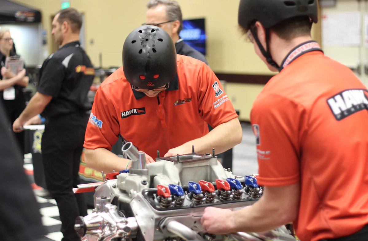 Playing Operation: Motorsport Edition
📷: Hot Rodders of Tomorrow