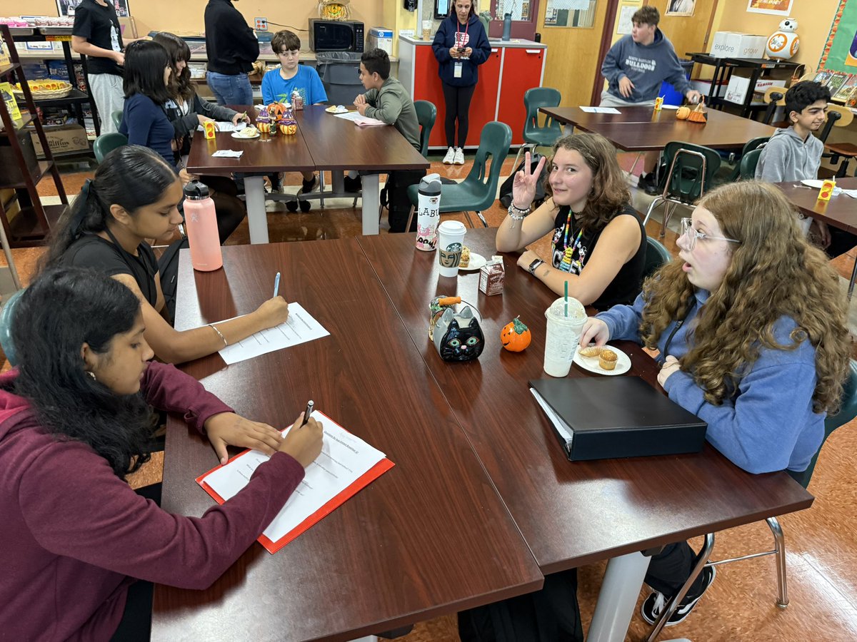 Anthony DeRiso tweet media