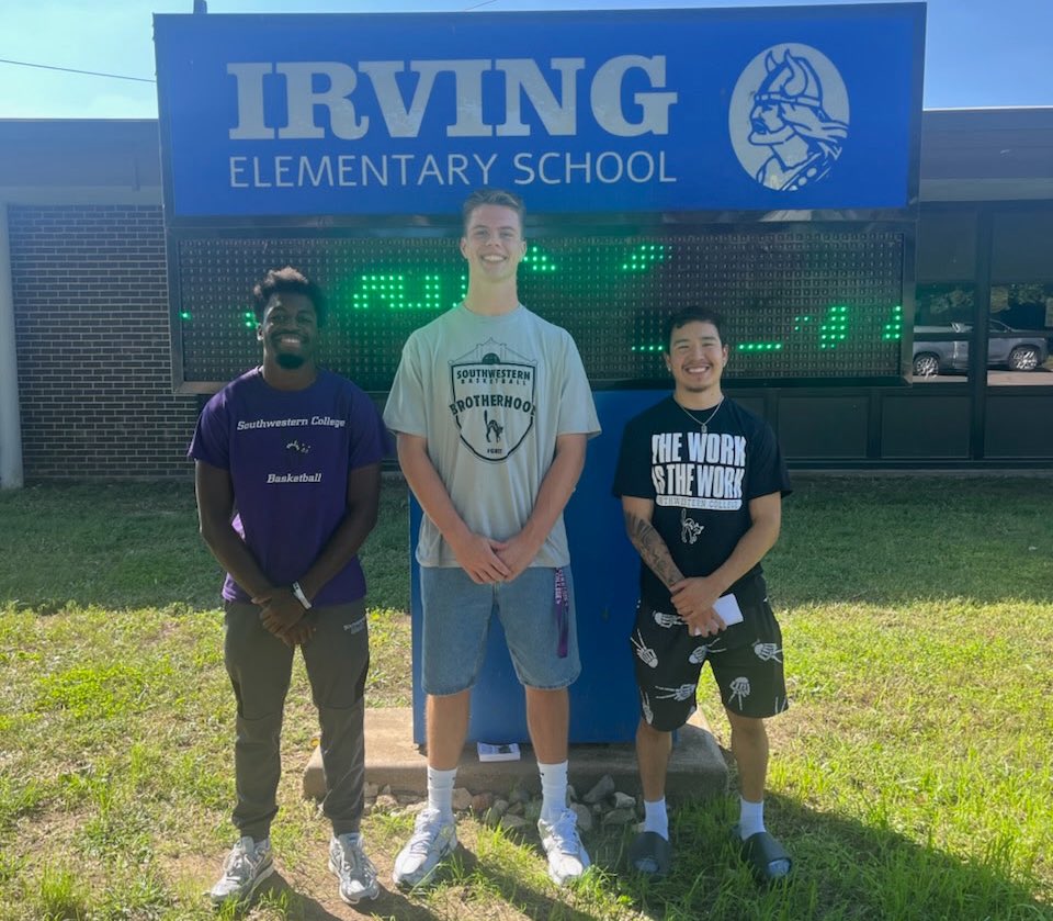 Thankful for our partnership with Irving Elementary
Our basketball players had the opportunity to hand out football tickets, generously donated by Rich Jantz &amp; Millard Management. We’re grateful for the chance to connect with young fans &amp; share our excitement of Builder Athletics