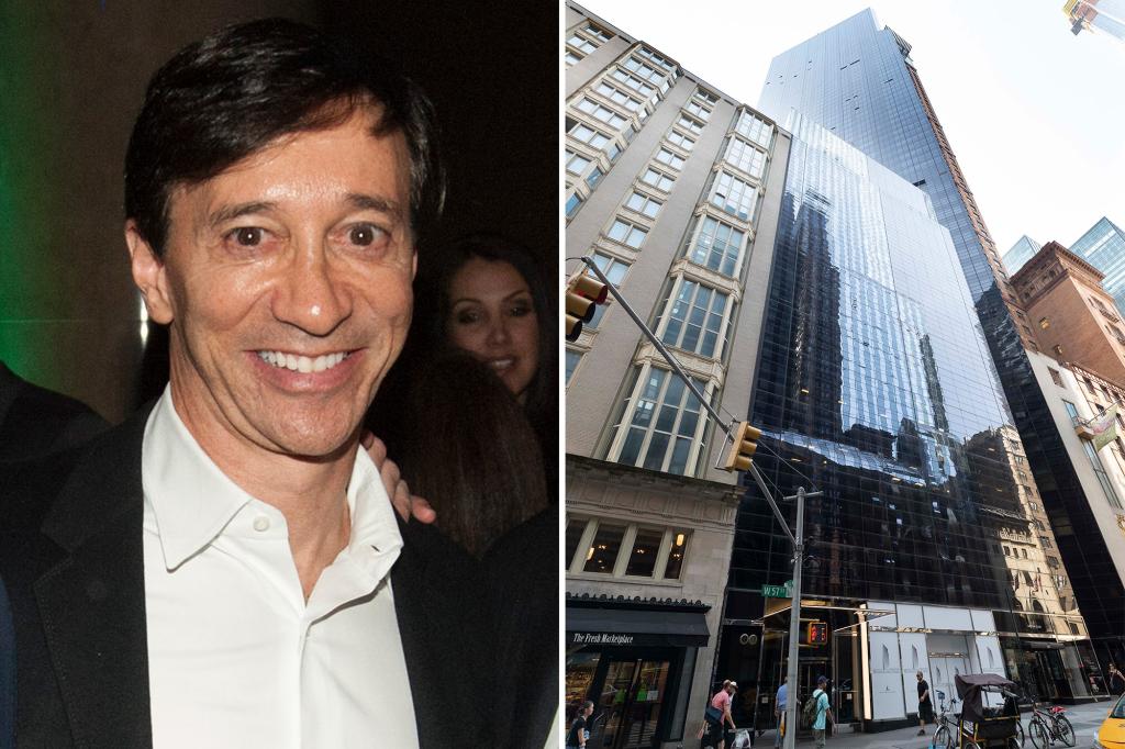 nypost's tweet image. Read sickening messages between ex-NYC financier Howard Rubin and his personal assistant as pair celebrate hurting women trib.al/FU5b0k2