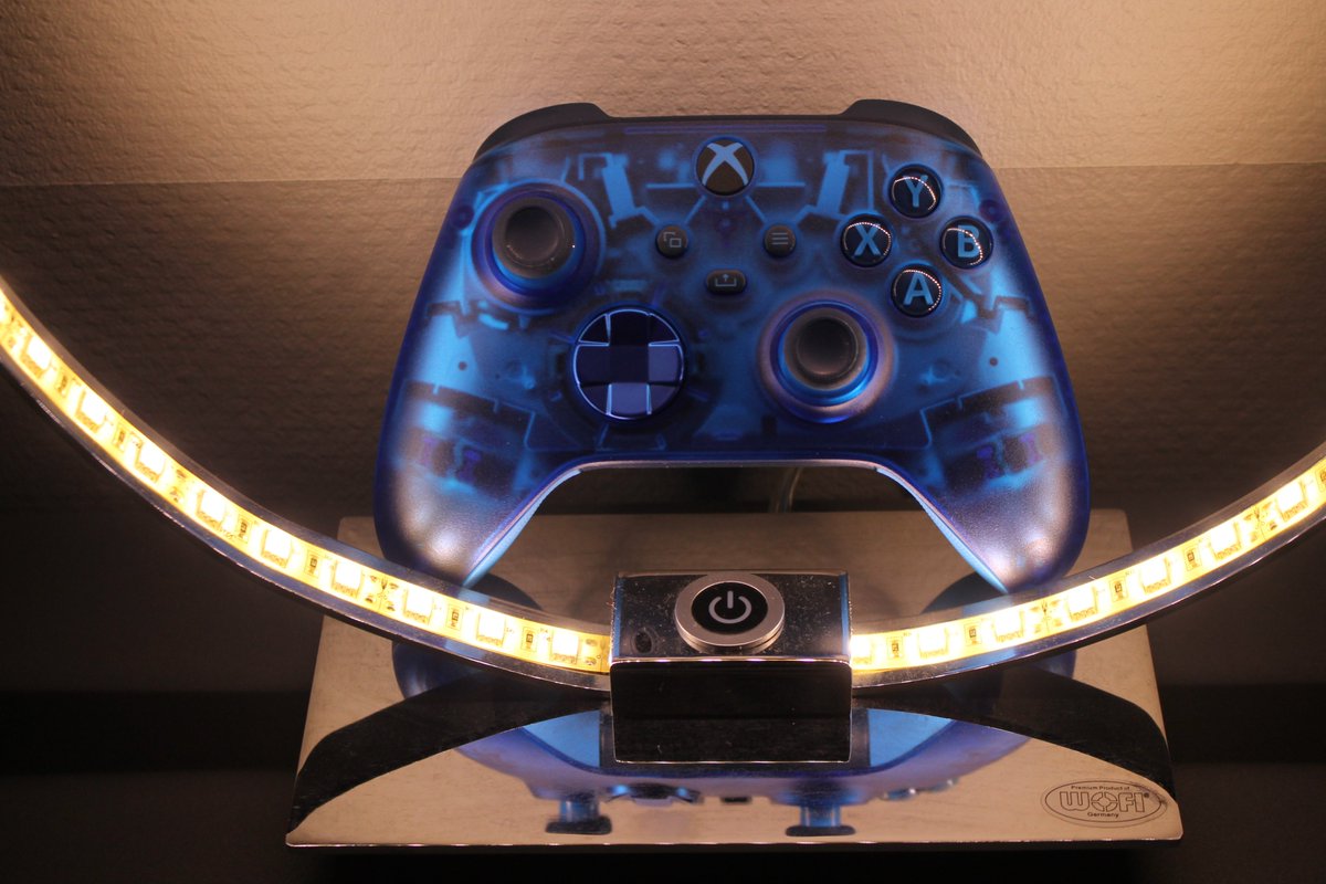 maviedegeek's tweet image. Il est lancé ...
Go quelques photos de nos manettes XBox ^^
suite en commentaire ! 

#Xbox #XboxController #Controller #XboxSeries #Xbox360 #starfield #ForzaHorizon #20thanniversary