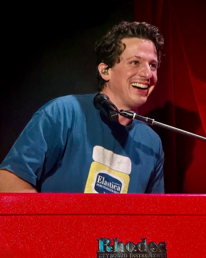 myputhgospelm's tweet image. Charlie’s smile is everything I need ♥️