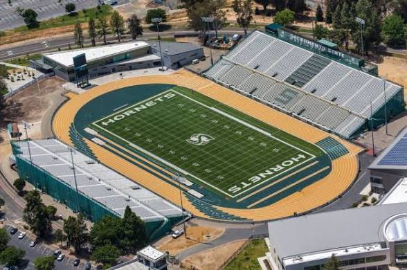 After a GREAT call with <a href="/GMSacStateFB/">Zachary Potter 🐝</a>  I am blessed to receive my 4th D1 offer from <a href="/SacHornetsFB/">Sac State Football</a> !
