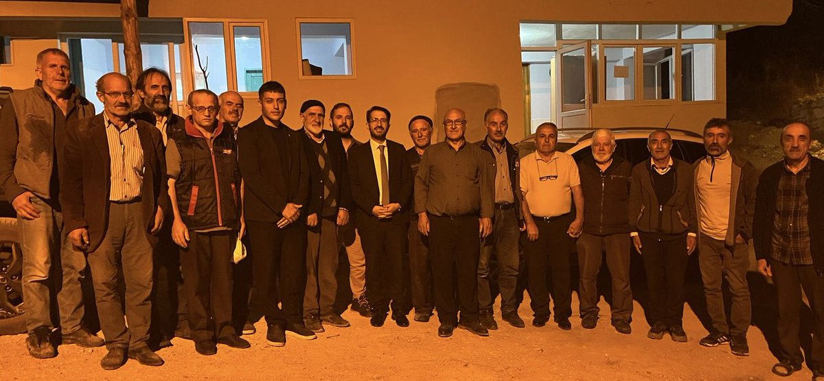 Darıca, Dağeteği ve Gümüşözü köylerimizde vatandaşlarımızla buluştuk. Talepleri dinledik, çözüm için çalışacağız.

Cumhurbaşkanımız Erdoğan:
“AK Parti’nin siyaseti eser ve hizmet siyasetidir.”

Biz de bu anlayışla, her mahalleye her köye ulaşıyoruz. 🇹🇷