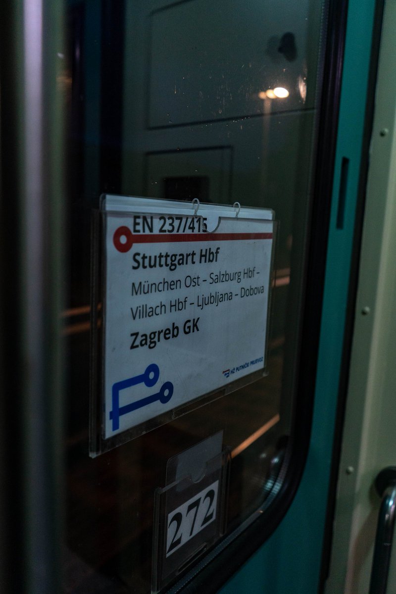 L'esthétique des trains de nuit croates de HŽPP, c'est quand même quelque chose.