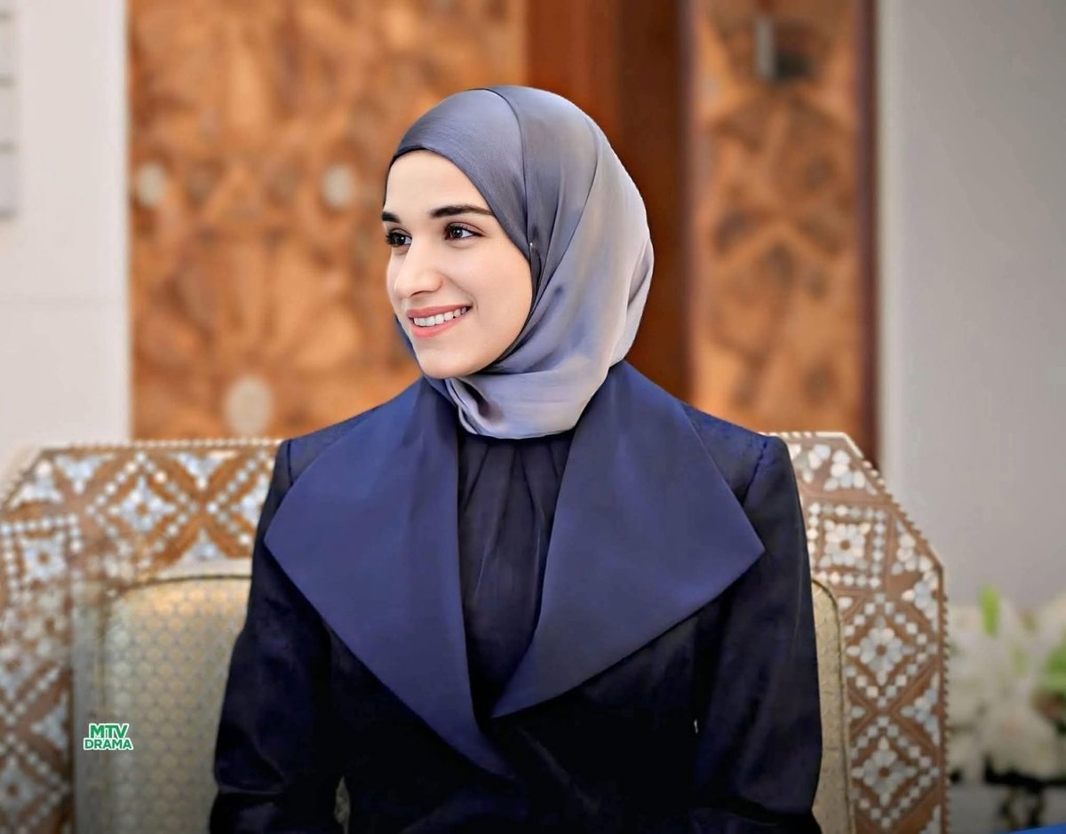 السيدة لطيفة الدروبي زوجة فخامة الرئيس السوري أحمد الشرع تتبرع لحملة #الوفاء_لإدلب بـ 2500 $.