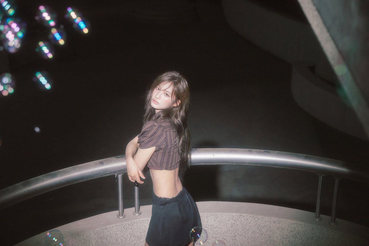 ˖ ࣪⊹ 𝘴𝘩𝘢𝑛𝘪𝘢. tweet media