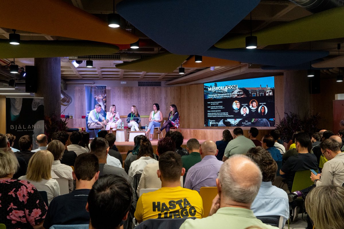 MorcillaConf's tweet image. 🤯 ¡Arrancamos el 10º aniversario a lo grande!
Aforo completo en la mesa redonda 'Tecnologías disruptivas en la industria 4.0', gracias a @Fundcajaburgos y @BjalandIT por hacerlo posible ⚙️
Mañana seguimos en la @ui1Universidad  con ponencias, talleres, música y networking.