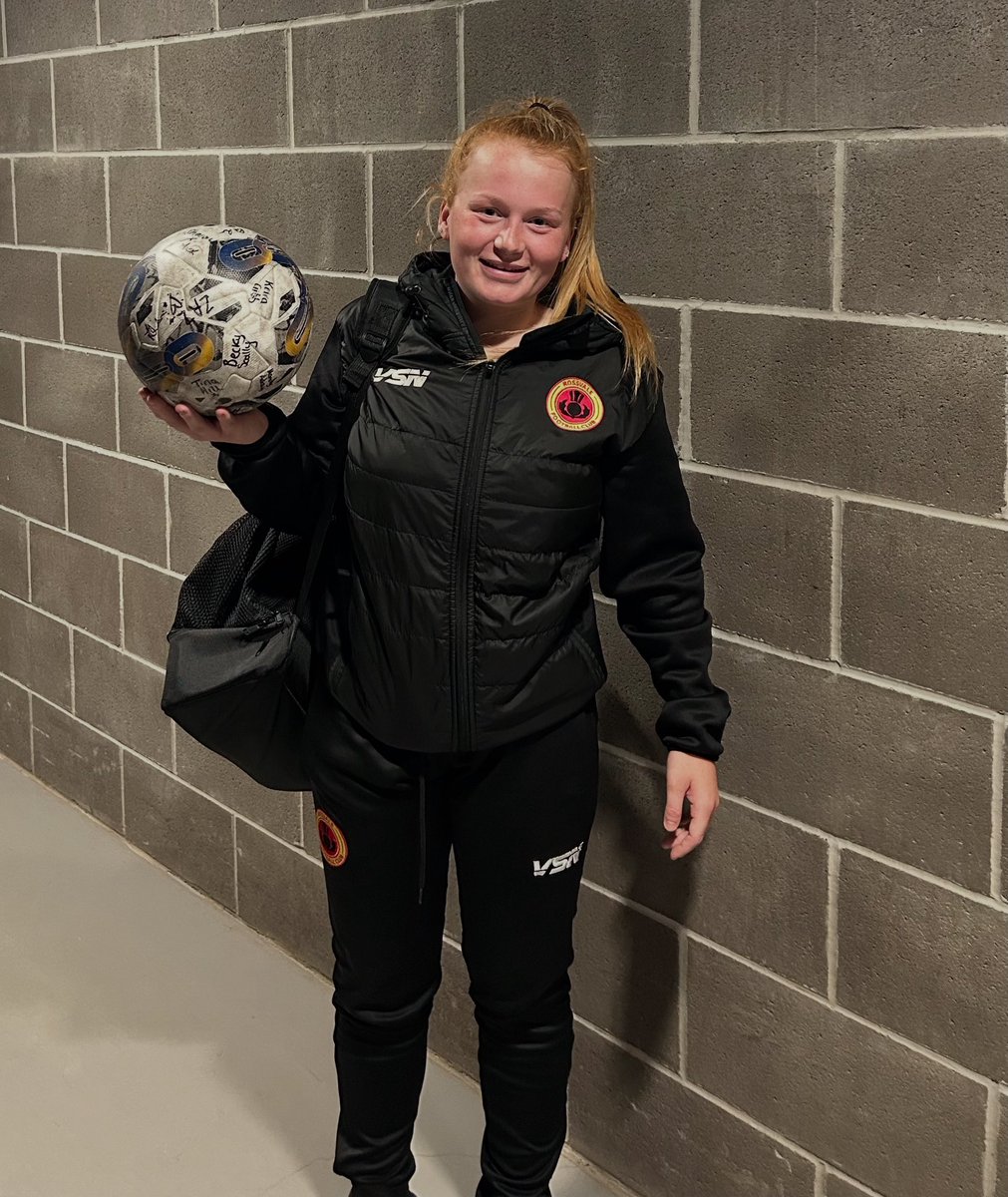 Rossvale Reserves 6 - 0 Dunipace Reserves

Halftime Sub and Hattrick Hero ⚽️⚽️⚽️
Kenzy James was voted as tonight’s POTM by her fellow teammates 🥇 

After missing 2024 with a bad injury Kenzy has worked hard to recover and tonight all of her hard work paid off

Well done Kenzy