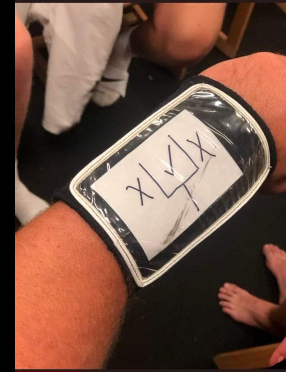 Coachblock302's tweet image. Good luck tonight to all the HS specialists! @IchabodFTBL @punt_21