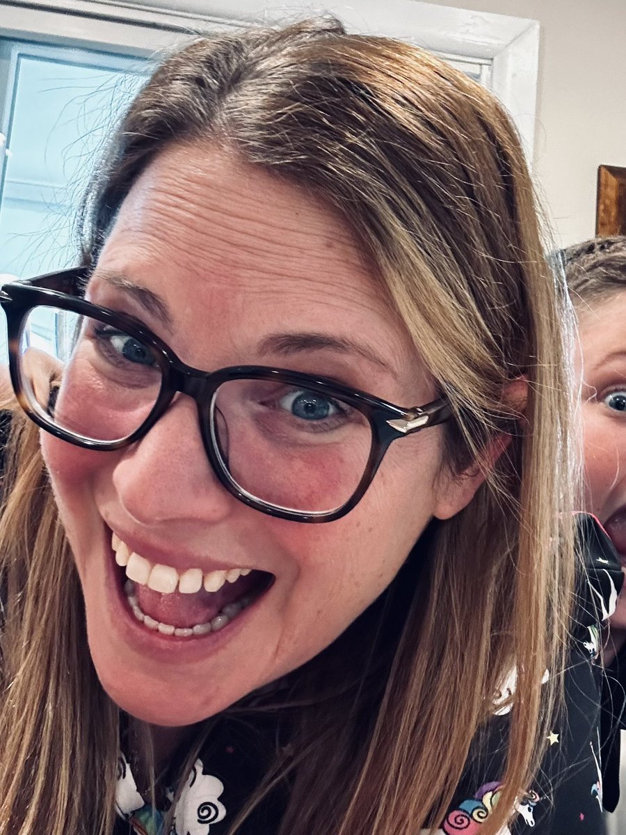 Today’s Feel Good Friday Shout Out goes out to our newest nurse, Mrs. Letowsky, at MAST! 🌟 She’s already a breath of fresh air  — bringing positivity, a love for teaching, and a heart for our students. And if you’re looking for her on a Friday, just follow the pink scrubs!