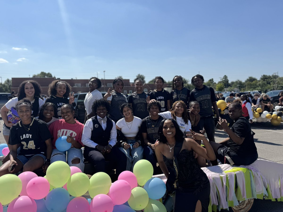 ladybombers2's tweet photo. β¨ Homecoming 2025 β¨
So proud of our girls, Sevyn Miller and Ceidi Johnson! We love watching you ladies grow into the strong, kind, and talented young women you are becoming. ππ€#Homecoming #bombermagic https://t.co/uNqiixrF46