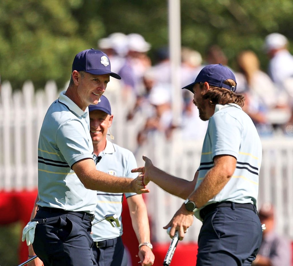 Fleetwood/Rose son sinónimo de pasión y solidez! GANAN a Bryson/Griffin por 2up. 

🇺🇸 USA 2-5 EUR 🇪🇺

#RyderCup