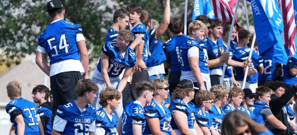FRIDAY NIGHT LIGHTS! LET'S GO!