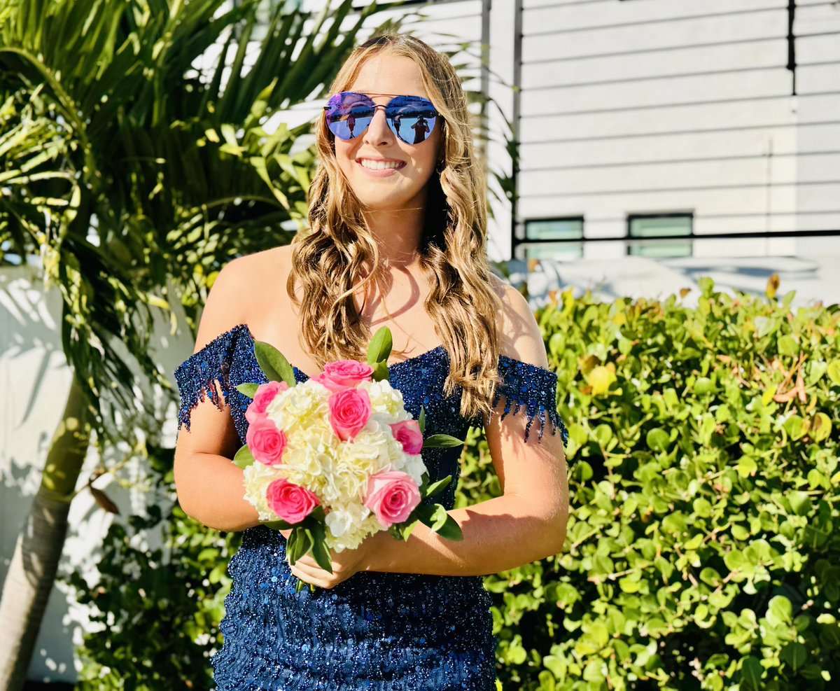 Had fun with my <a href="/IMGASoftball/">IMG Academy Softball</a> teammates at Homecoming last night. We were back to the grind today.