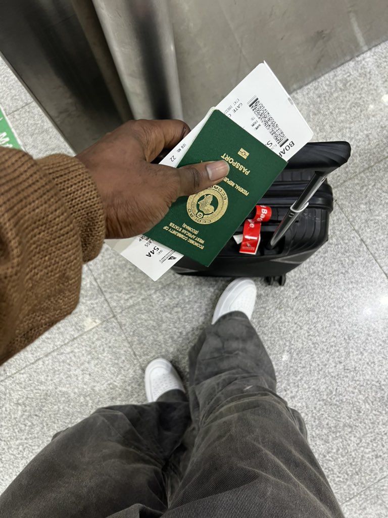 Peter Obi’s Son =End SARS Now or Now!!🇳🇬🇧🇪💪😡 tweet media