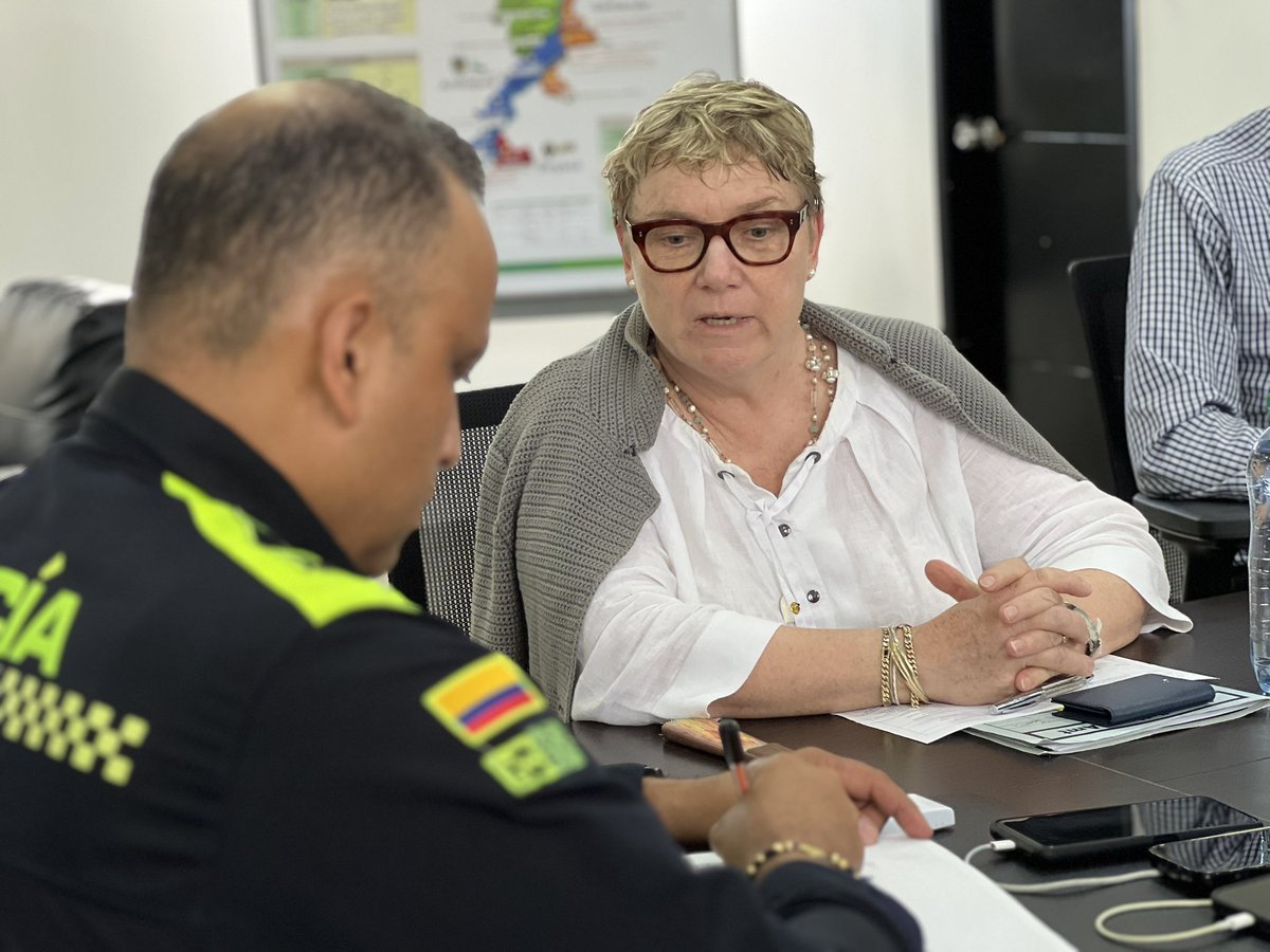 PoliciaDEMAM tweet picture