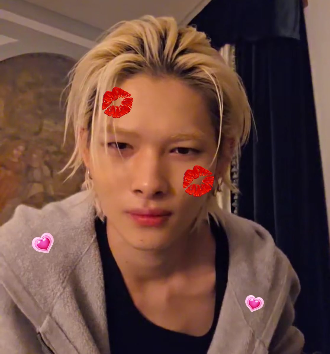 pumanotduck's tweet photo. i love my stupid riki life #nikrangdan4life https://t.co/ikHsAj8Cvk