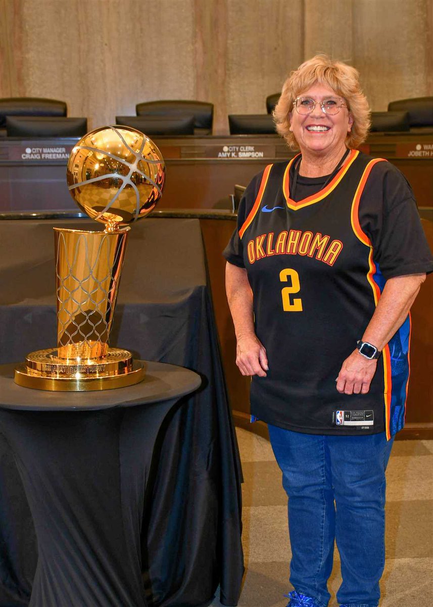 MuppetDogsMom's tweet image. Not the best picture of me, but at least it shows my excitement to get a pic with THE trophy! 
@okcthunder