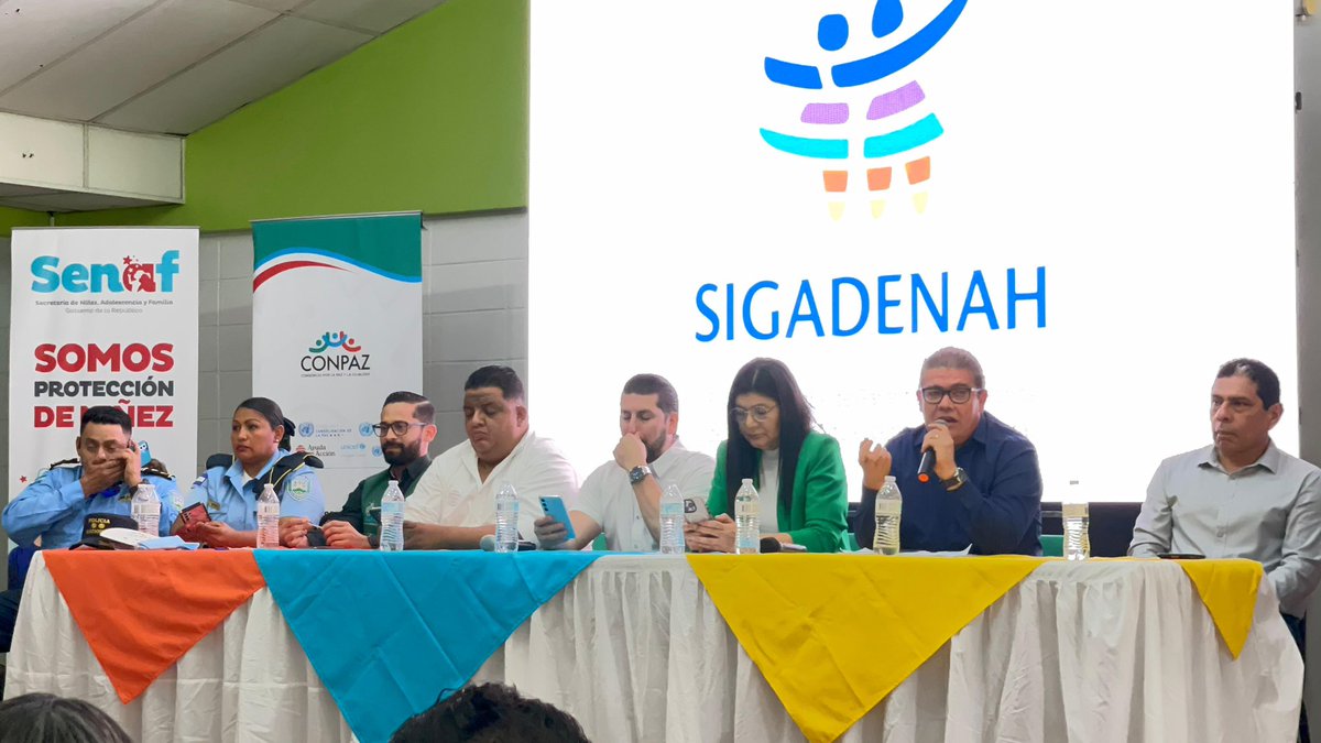 La niñez alzó su voz en el foro “La Niñez de Atlántida Habla, el País Escucha y Actúa”, organizado por el SIGADENAH en La Ceiba. <a href="/senaf_hn/">Secretaría de Niñez, Adolescencia y Familia</a> 

Con apoyo del Consorcio para la Paz (CONPAZ); conformado por <a href="/unicefhonduras/">UNICEF Honduras</a> , <a href="/UNODC_ROPAN/">UNODC in Central America and the Caribbean</a> 🇭🇳, <a href="/ayudaenaccion/">Ayuda en Acción</a> , <a href="/muahn/">Mujeres en las Artes</a> y <a href="/CureViolence/">CureViolence</a>

⬇️