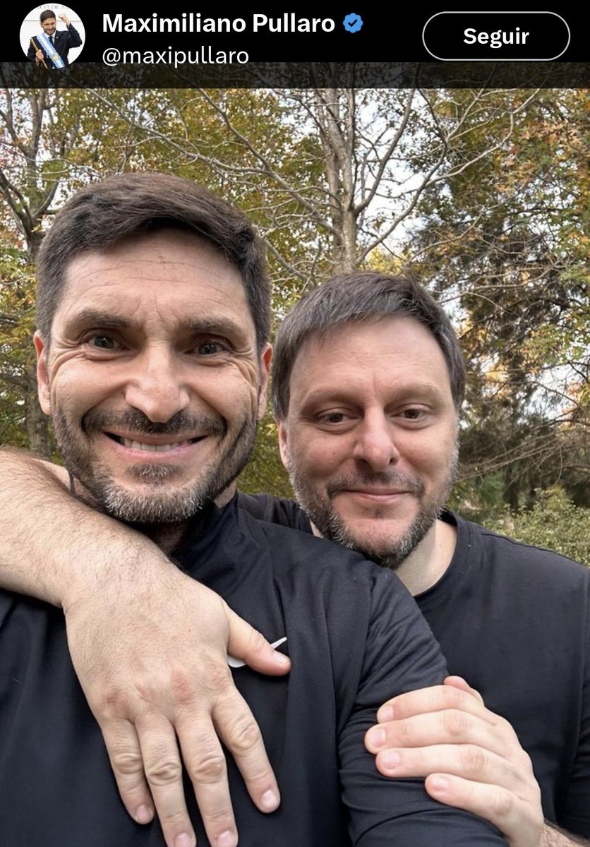 🚨🚜 El Radical kirchnerista y mejor amigo de Pullaro, Leandro Santoro, presentó un proyecto de Ley con un impuestazo comunista para que las "grandes exportadoras" paguen un aporte extraordinario y "devuelvan" lo ganado con la eliminación de las retenciones

Hay que votar a Milei