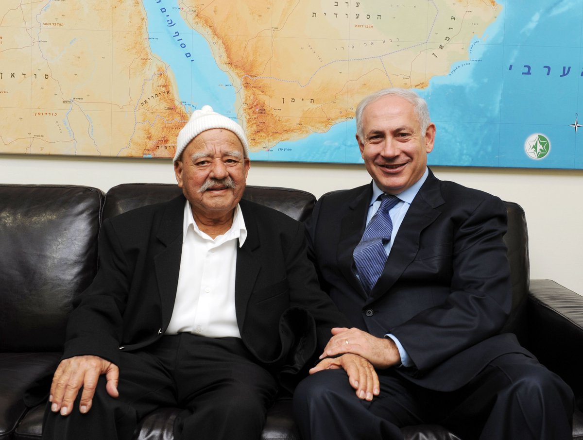 SamDavdov's tweet image. The story of a Druze hero who saved Netanyahu’s life and aided Syrian Jews in escaping to Israel.
The Druze have made significant contributions to the elite “Sayeret Matkal” commando unit, exemplified by the courageous Druze warrior Salim Shufi, may his memory be blessed.
In the…