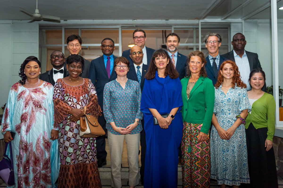 Aujourd'hui, nous célébrons la       #JournéeMondialeDeLaContraception 🎉
💡1 $ investi dans la santé sexuelle et reproductive = 120 $ en bénéfice socio-économique pour la RDC
 👩🏾‍🍼 L’accès à la contraception réduit la mortalité maternelle par 30%.