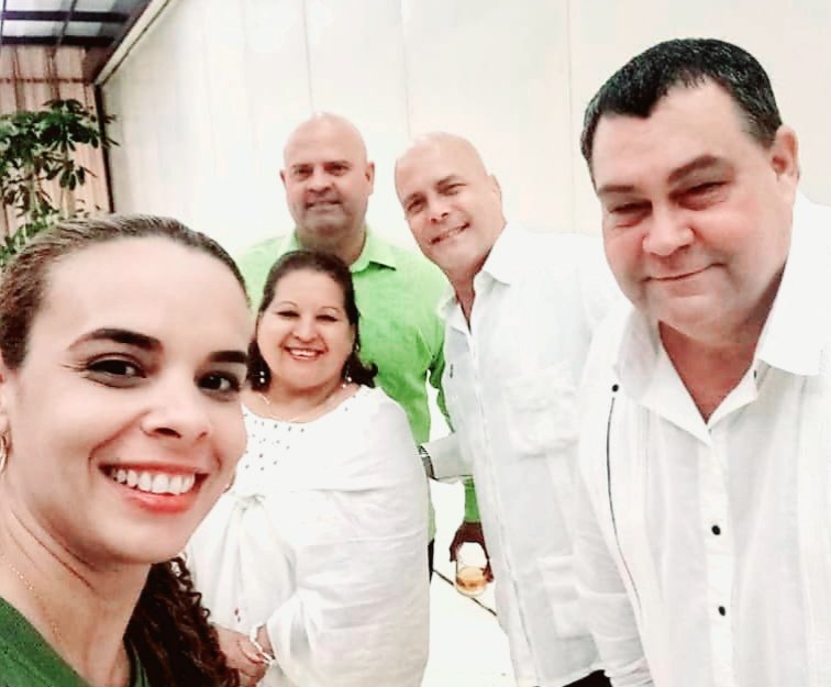 ¡En la unidad está la fuerza! <a href="/UJCdeCuba/">UJC de Cuba</a> <a href="/FMC_Cuba/">FMC de Cuba</a> <a href="/anap_cuba/">Asociación Nacional de Agricultores Pequeños</a> <a href="/Cuba_CTC/">Central de Trabajadores de Cuba</a> ¡Siempre unidos! #Cuba #CDRCuba #65AñosCDR #TodosSomosCederistas