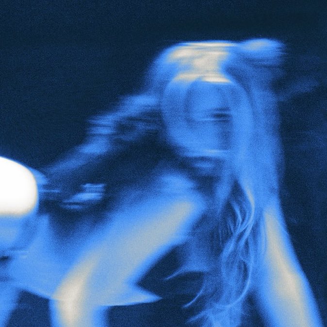 ChartsMcRae's tweet image. ‘TIT FOR TAT’ by Tate McRae enters the top 10 of iTunes United States 🇺🇸 for the first time ever.