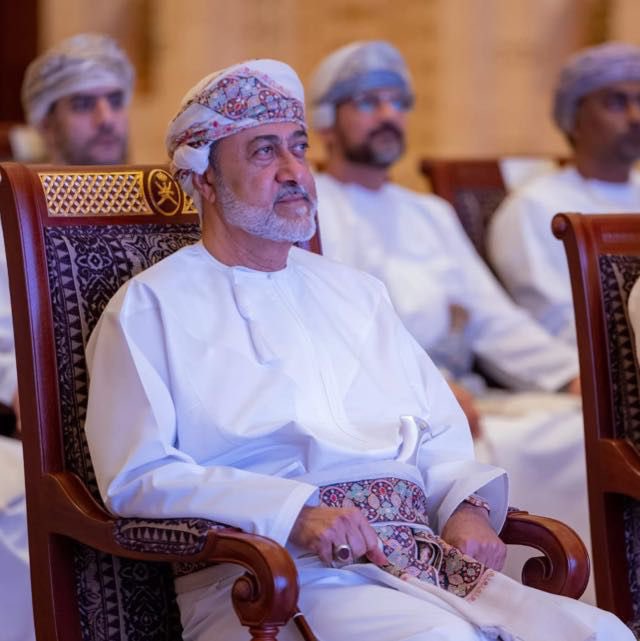 قفزة نوعية تاريخية جديدة في عهد السلطان الحكيم والمخلص #هيثم_بن_طارق حيث أُعلن اليوم عن وكالة إستاندر اند بتصنيف السلطنة عند مستوى الجدارة الإستثمارية وإرتفاع تاريخي في التصنيف الائتماني للسلطنة ودليل ذلك واضح بهذه السياسة العظيمة وإستثمار ملياري في جهاز الإستثمار العُماني