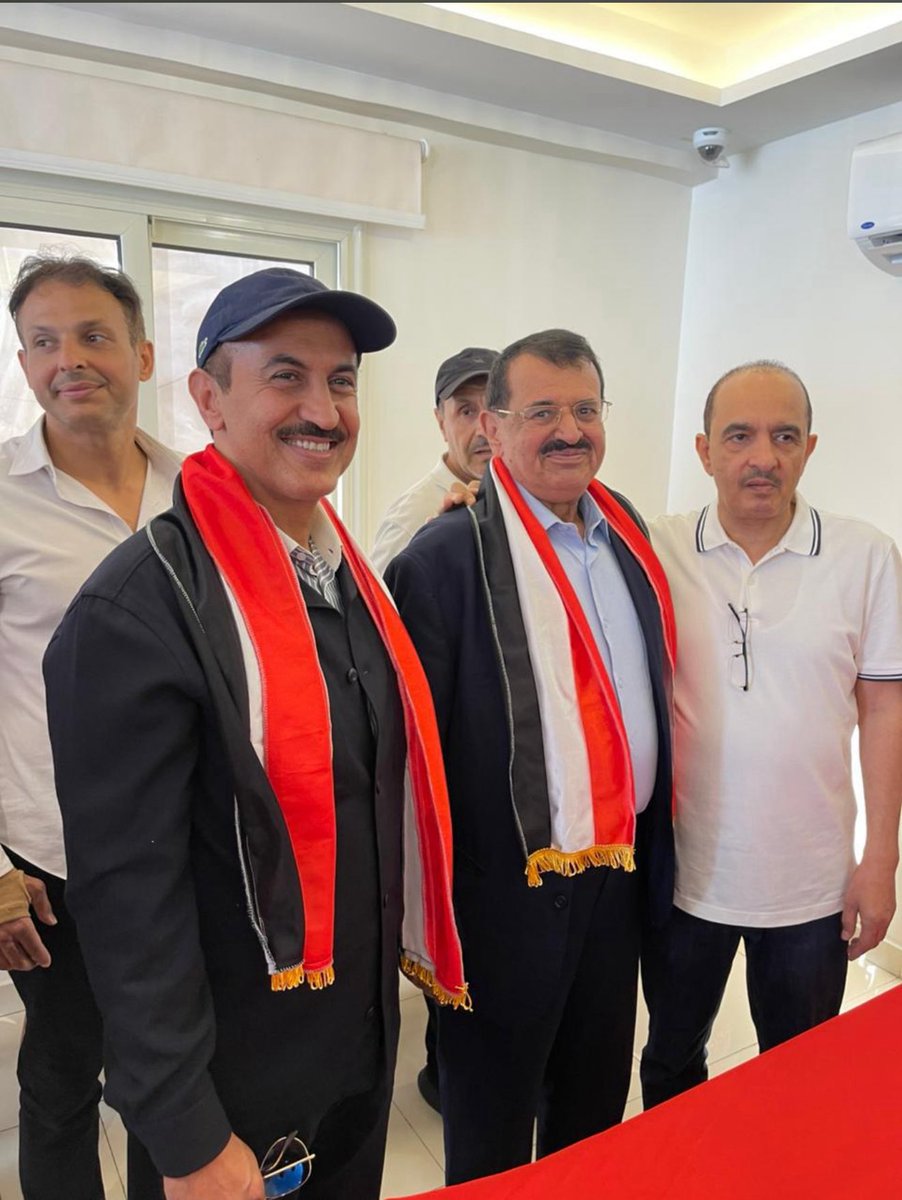 قال 
قريب .. وقريب جدآ  
.