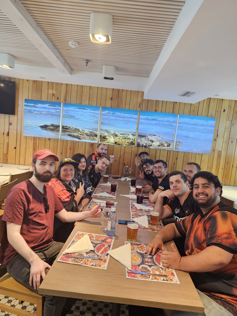 My news family, i love all of you <a href="/LesStatics/">Les Statics #AlwaysFnatic @Madrid #LEC</a>