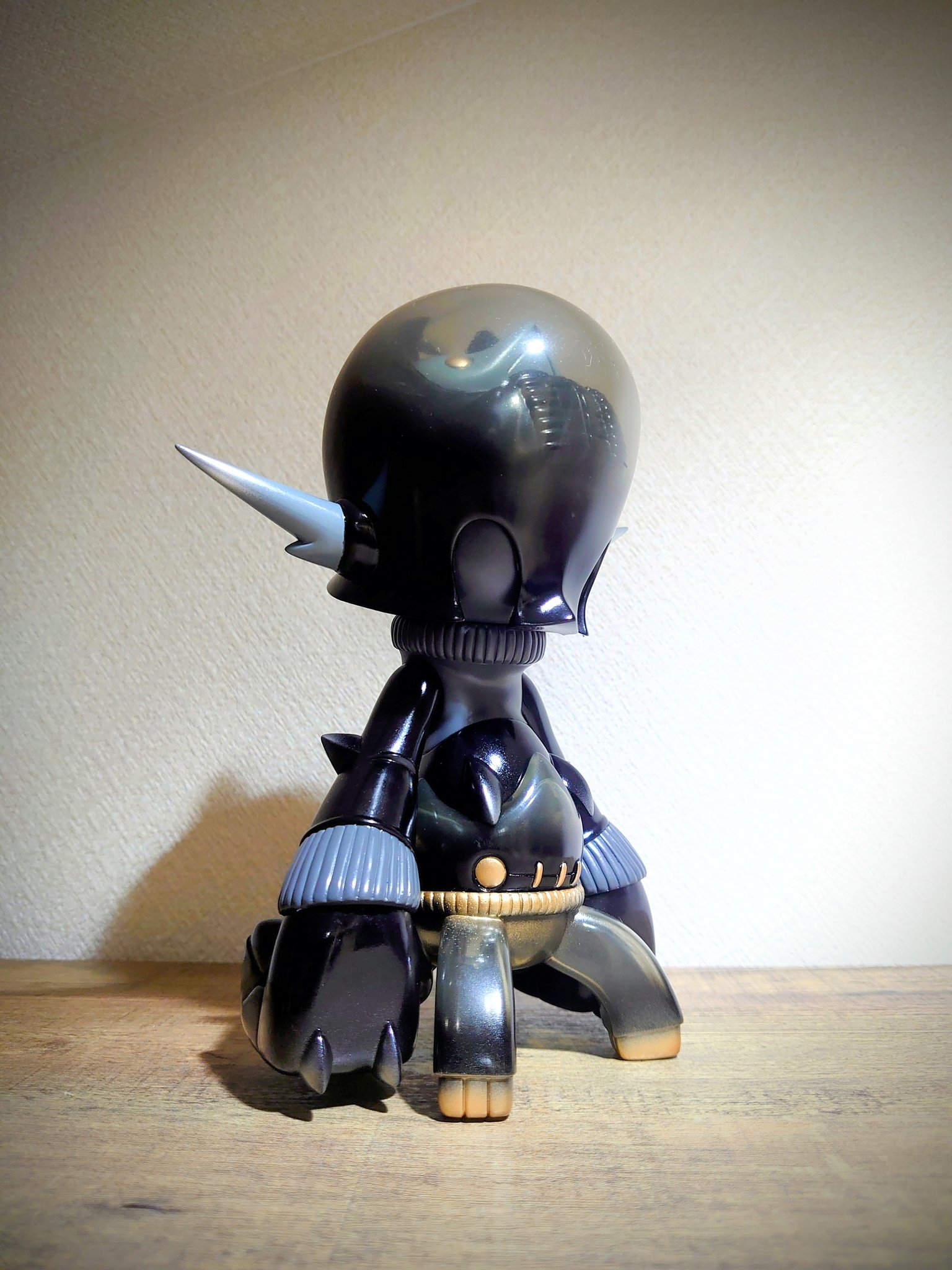 KAIJIN x One up. カネゴン GLOW1 One up. 秋葉原 ソフビ / 中野ブロードウェイ 玩具 on X: 