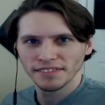 chasekeithhh's tweet image. why does chase from house look like @Jerma985