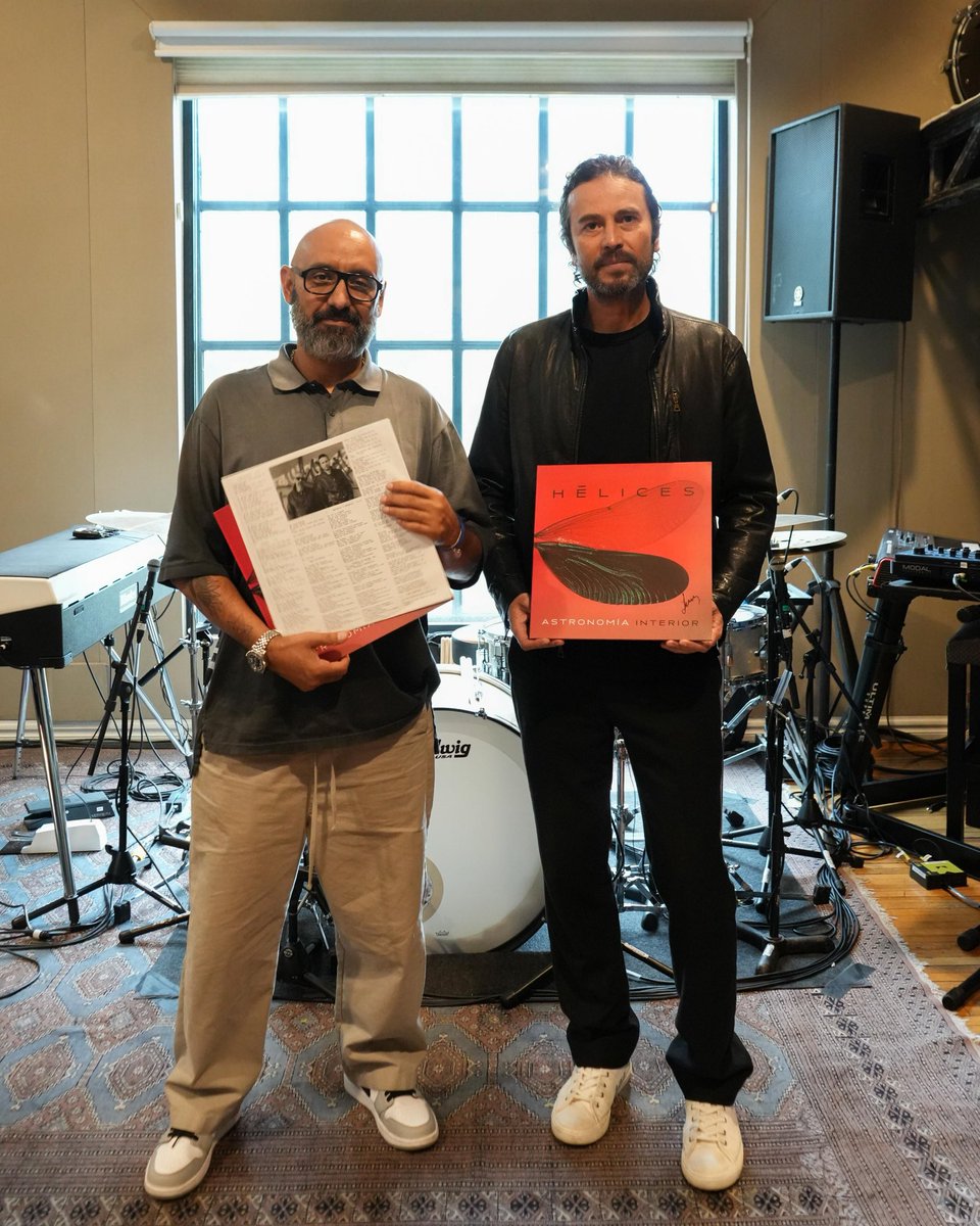 Astronomia Interior tweet media