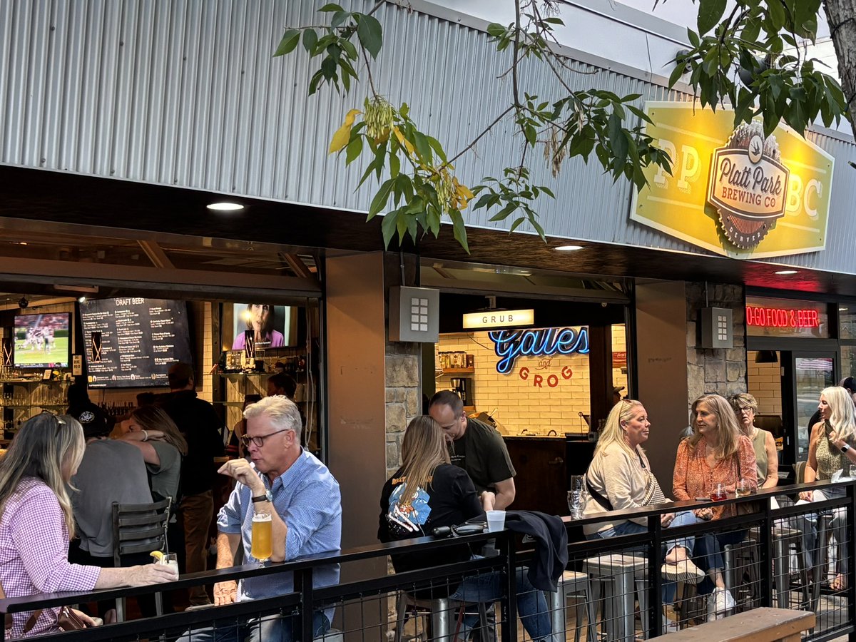 Weekend plans? Fresh beers on South Pearl + Gates Deli next door. Sun 9/28 is National Drink Beer Day 🥳 grab a flight or crowler to-go.

#DenverBrewery #SouthPearlStreet #CraftBeerDenver