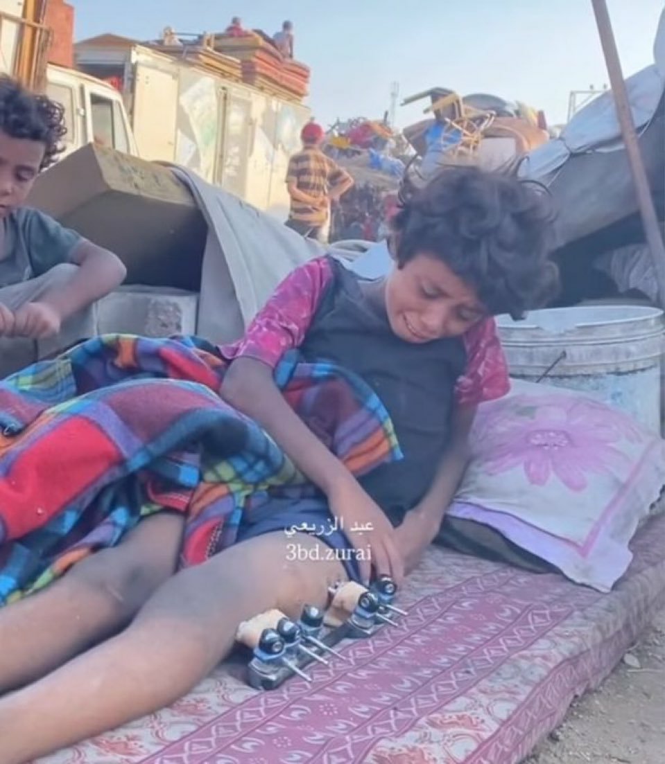 اللهمَّ اهلك من اوجعهم 
#GazaStarvingToDeath 
#غزه_تباد_وتحرق