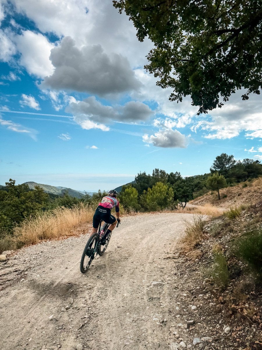 ValtteriBottas's tweet image. Finding gravel… and views 🇲🇨

@tiffanycromwell