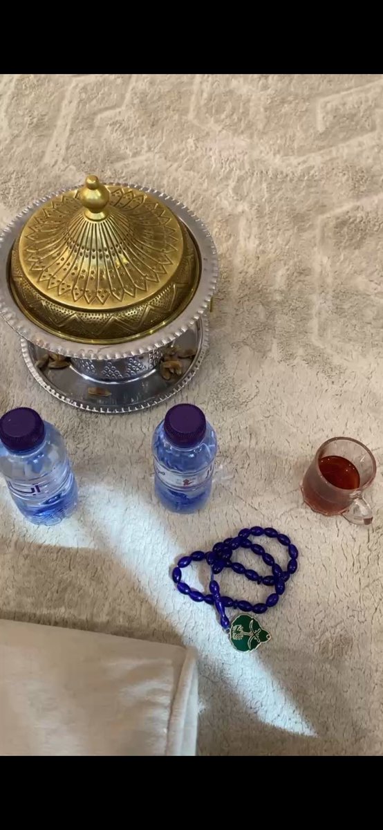 ان كان بي حيله صبرت وتحملت
وان قلة الحيلات "حيل الله أقوى".