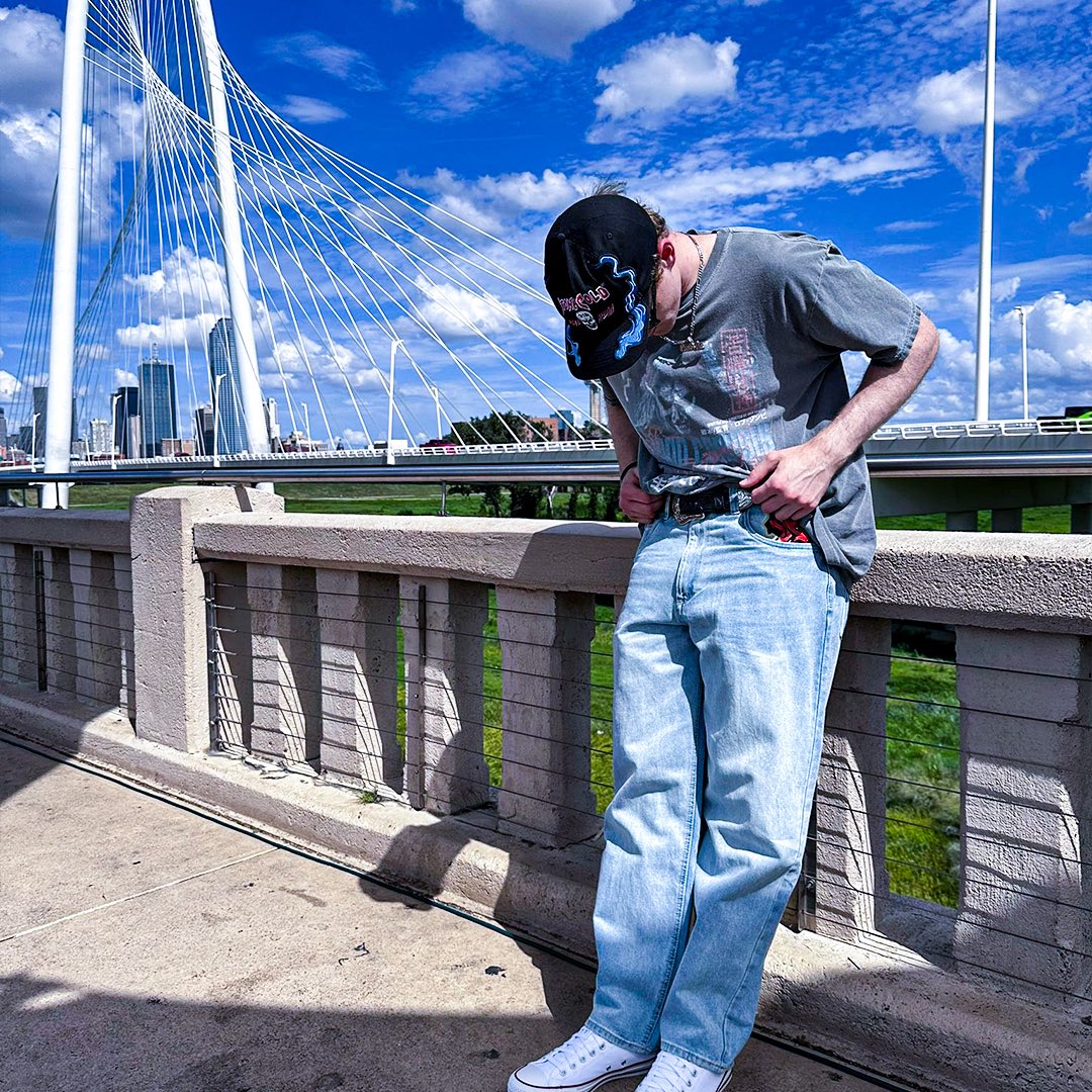 ponsuda. tweet media