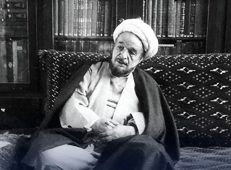 به زرق و برق و متعلقات دنیا توجه نکنید و دل نبندید و خودتان را از جاذبه‌های شیطانی دنیا رها کنید. والله اگر در این دنیا یاد خدا نباشد، پشیزی ارزش ندارد. 

| علامه محمدتقی جعفری رحمت‌الله‌علیه |