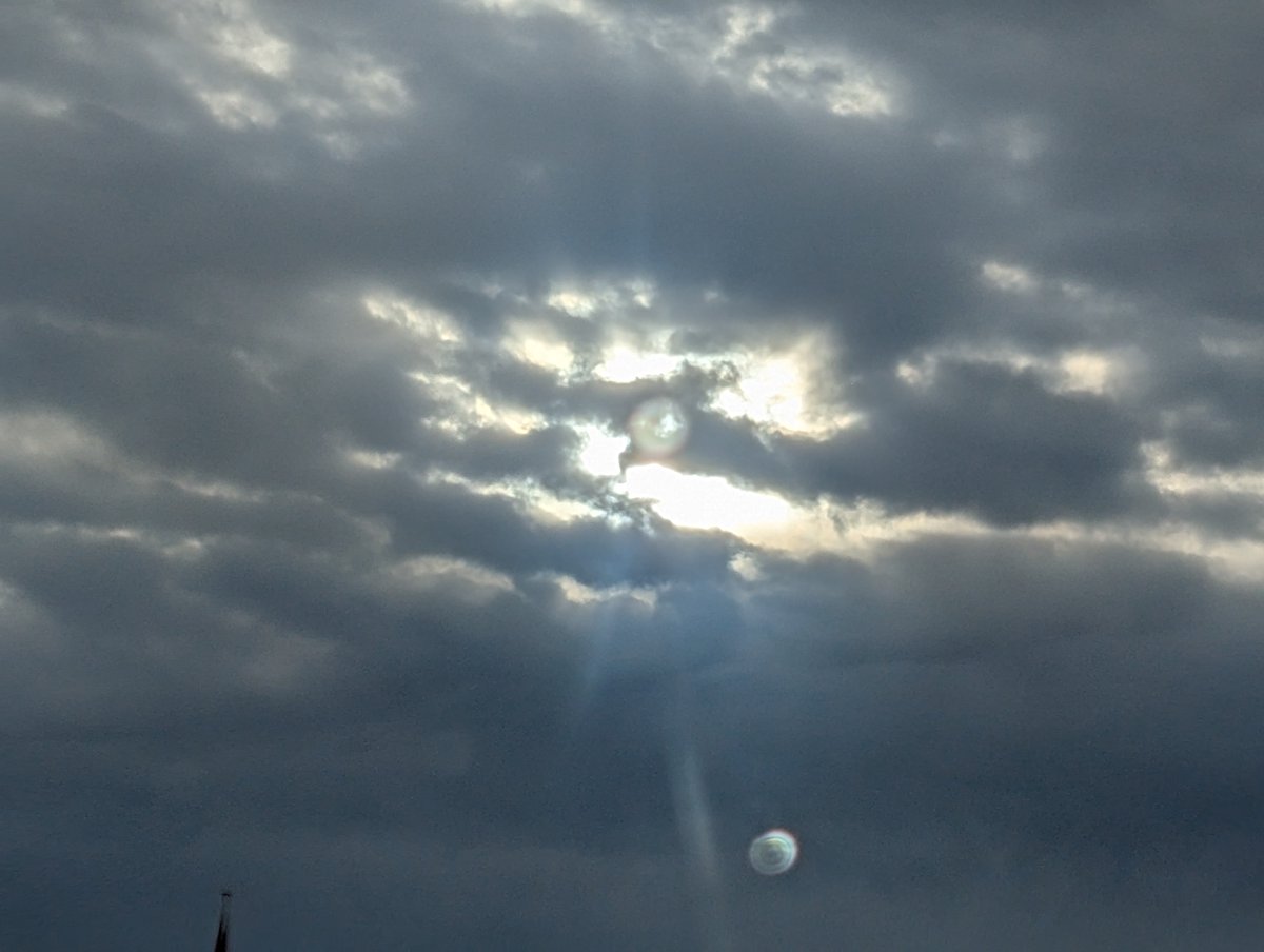 Red ☝🏼💀 tweet media