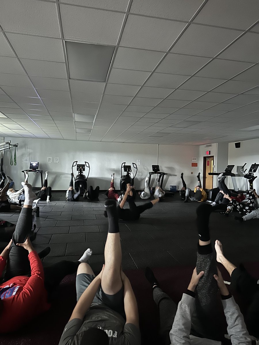 Mindfulness with Ms. Antonetty on this beautiful Saturday ⁦<a href="/GATitanFootball/">Arcadia Titan Football</a>⁩ ⁦<a href="/GCSDATathletics/">Greece Arcadia Athletics</a>⁩