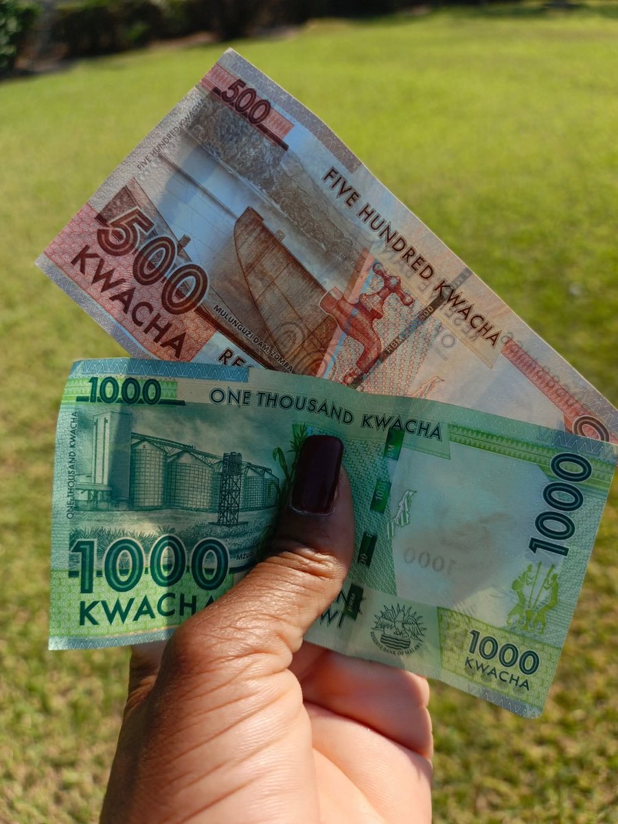 KellyLako's tweet image. K20 🇿🇲 = MK 1,500 🇲🇼

To be exact K19.57
Process that 😭🥴🤯