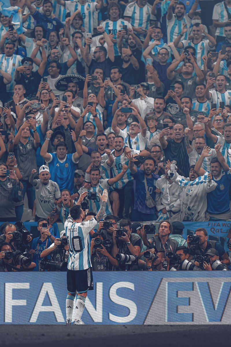 lionel messi archiv (@leomessiarchiv) on Twitter photo 